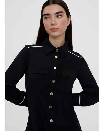 Robe chemise courte moulante en stretch