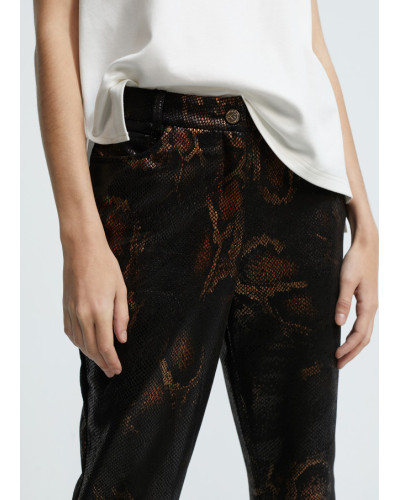 pantalon effet peau de serpent