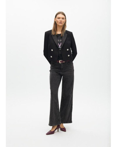 VESTE COURTE  BOUTONS BIJOUX