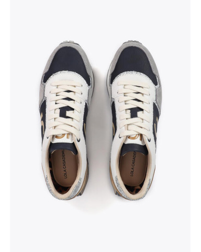 Sneaker avec semelle personnalisée et imprimé animalier
