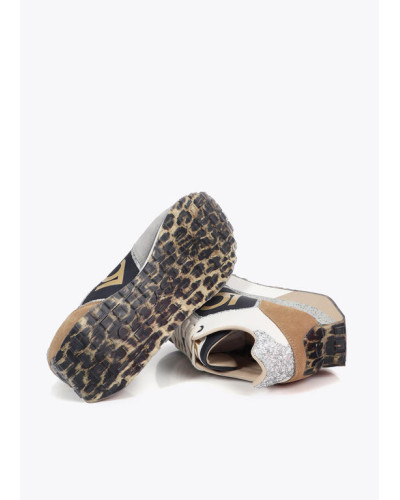 Sneaker avec semelle personnalisée et imprimé animalier
