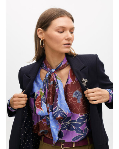 VESTE RAYÉE AVEC DÉTAIL BIJOU
