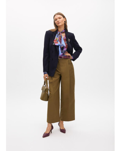 VESTE RAYÉE AVEC DÉTAIL BIJOU