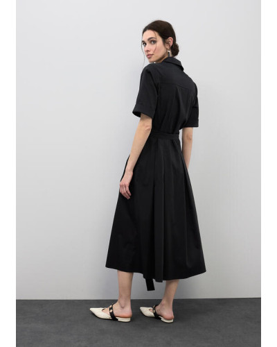 Robe midi à jupe évasée